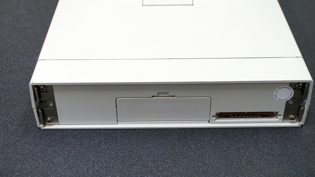 1986 IBM 5140 PC Convertible Portable Laptop with Power Supply