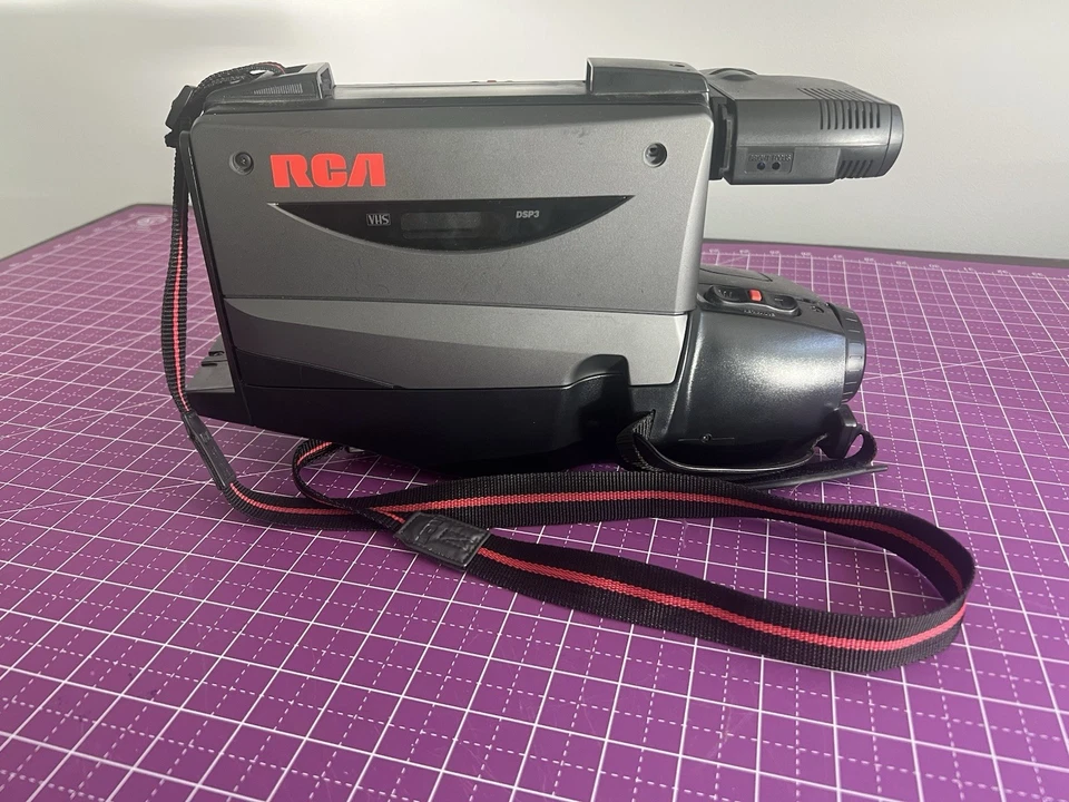 (Near Mint) RCA AutoShot VHS Recorder - Image 3 of 4