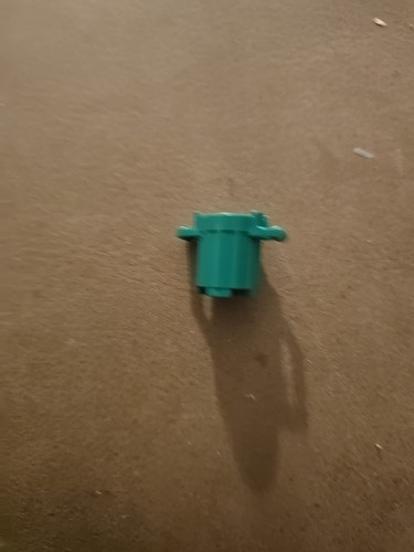 LEGO Green Container Trash Can Minifig Part 92926 - Picture 1 of 3