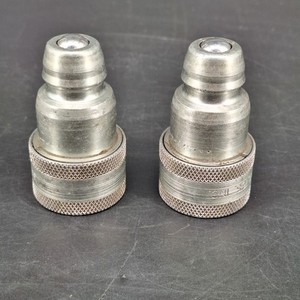 2 Safeway 25-4-1 Hydraulic Adapter ISO Male Tip to John Deere Female Body