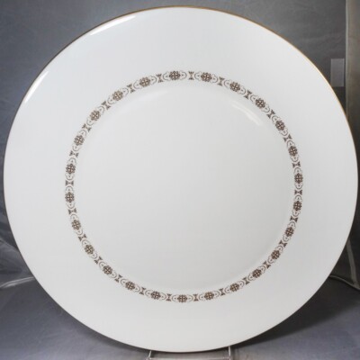 GOLDEN DIADEM H5270 by Minton Round Chop Platter 13'' NEW NEVER USED made England