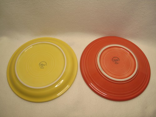 MODERN FIESTAWARE SET OF 8 ROUND LUNCHEON PLATES MIXED COLORS 9"~RETRO~ART DECO - Picture 10 of 18