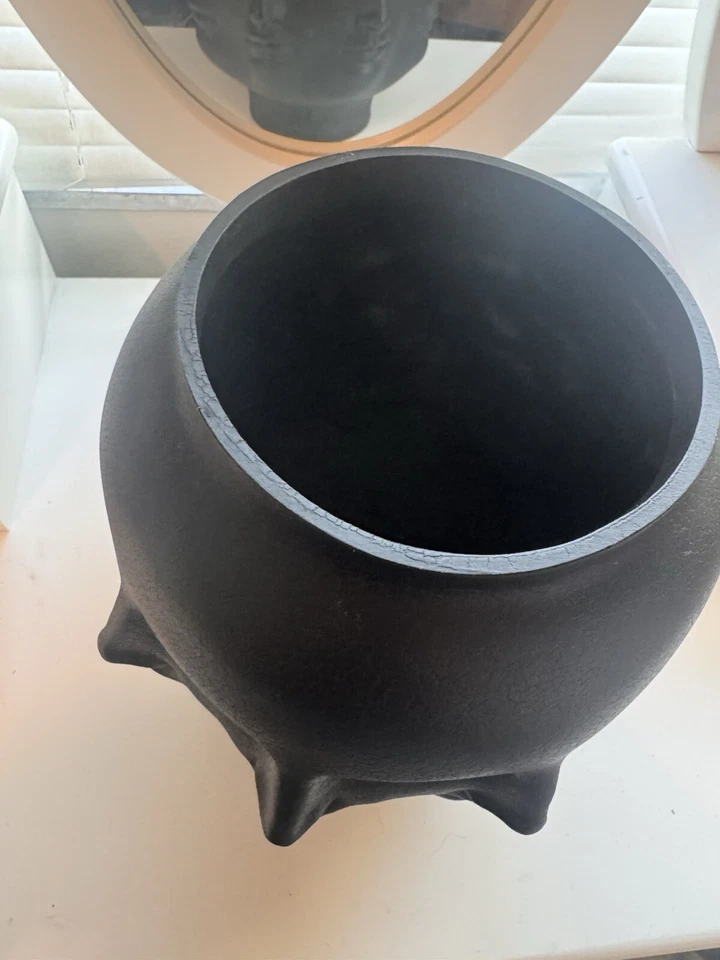 Jarrón TMS 2005 negro caras perpetuas Dora Maar Fornasetti estilo Vitruvio Foto 2 de 4