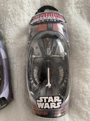 Star Wars Titan B-Wing Starfighter 