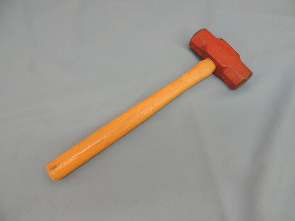 HICKORY FORGE 4 LB. SLEDGE HAMMER Foto 4 de 4