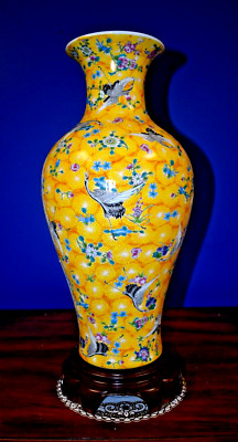 18'' YELLOW LUMINOUS CRANE BIRDS CHINESE JINGDEZHEN PORCELAIN VASE W/STAND 20 IN.
