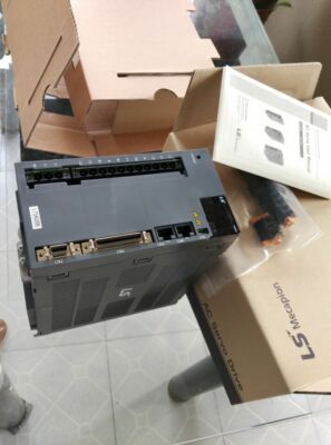 LS L7SA035B Servo Drive New In Box Expedited Shipping