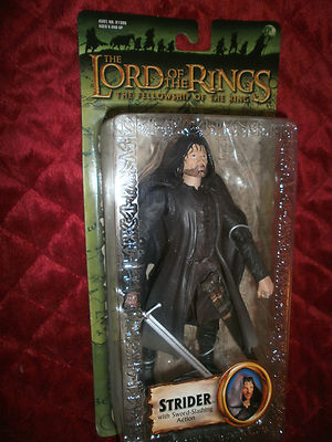 LORD OF THE RINGS STRIDER sword slashing THE FELLOWSHIP OF THE RING FIGURE
