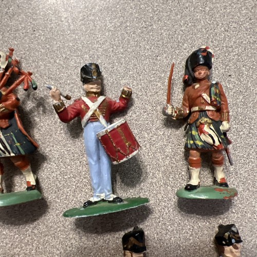Vintage Herald toy plastic 1950s Band War made in England and other figures - Picture 6 of 14