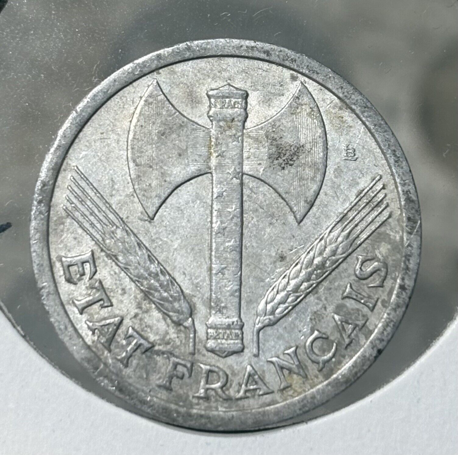 Picture 1 of 2