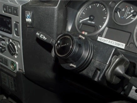 LAND ROVER DEFENDER 90, 110 OPTIMILL SCHNELLSPANNER 48 SPLINE LENKRAD BOSS - Bild 3 von 4