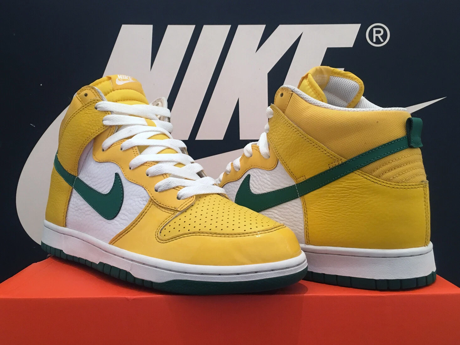 NIKE DUNK HIGH UK10 EU45 BRÉSIL SB AIR JORDAN BTTYS 1 3 11 SUPRÊME RARE