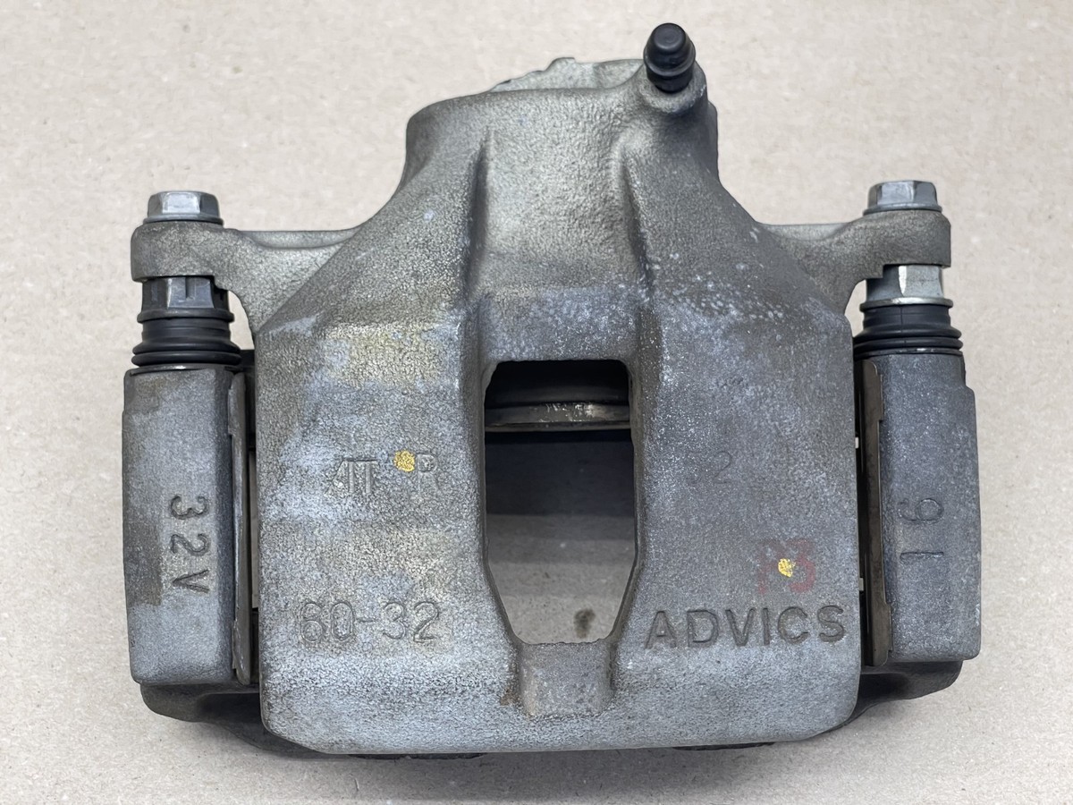 06-15 Lexus IS250C CONVERTIBLE FRONT RIGHT DISC BRAKE CALIPER OEM 47730-53060
