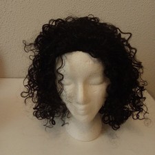 Free Tress Full Cap Celice Girl Drawstring Shake and Go Color 1 Wig NWT