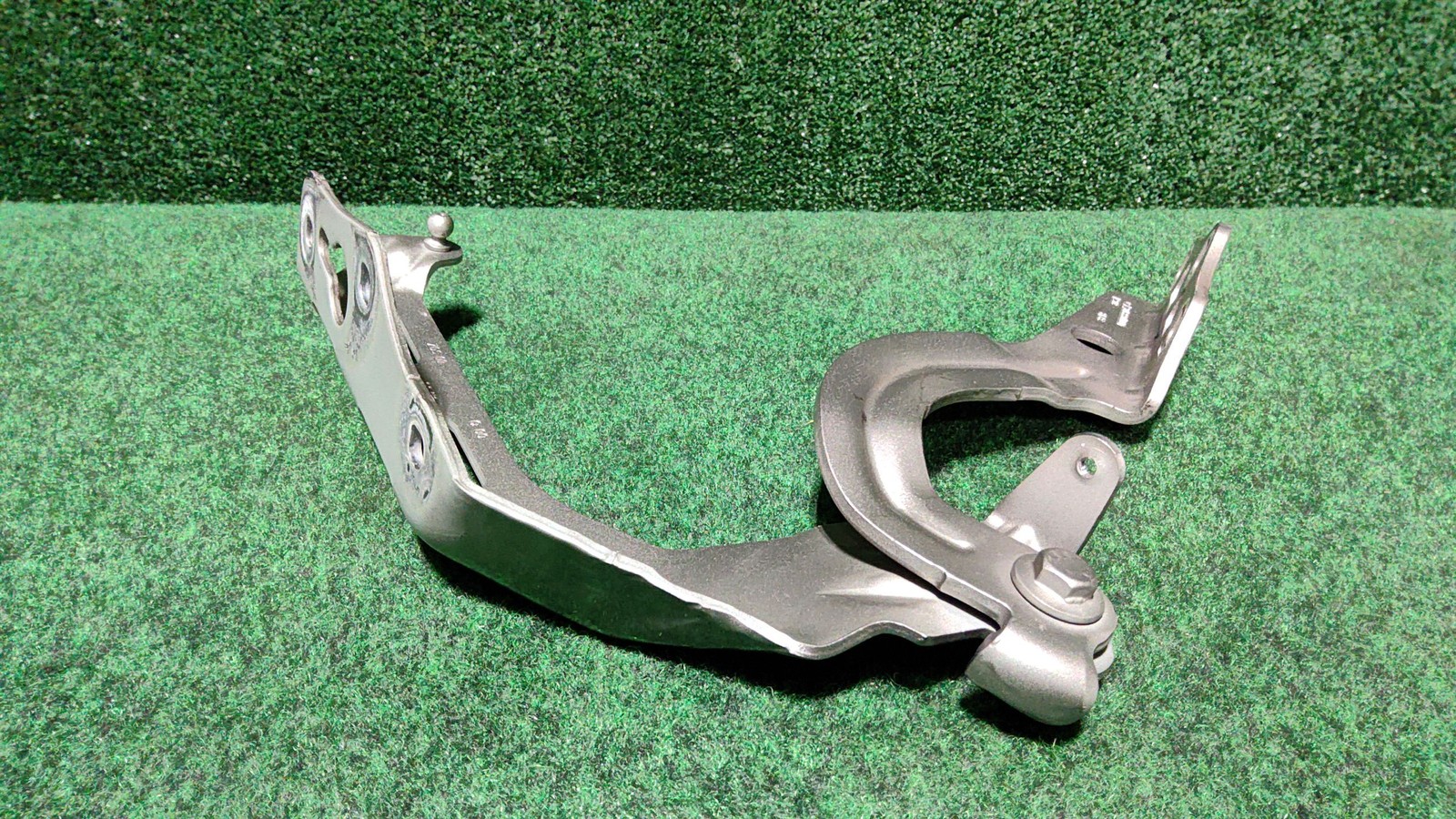 2014-2021 Mercedes Benz C300 Right Hood Hinge Oem A2058805601