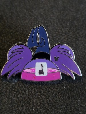 Disney Hidden Mickey Yzma Ear Hats Pin Wave B 2025 Emperors New