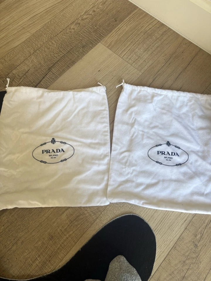 Prada 女式方头踝靴带盒和防尘袋 36.5 码 — 第 4/4 张图片