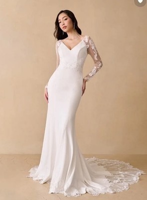 New with tags! Azazie Misty Long-Sleeve Wedding Dress, size WD24 | eBay New with tags! Azazie Misty Long-Sleeve Wedding Dress, size WD24 | eBay