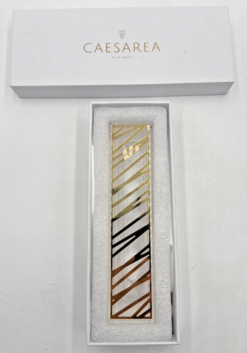 Plexiglas & kleines lasergeschnittenes jüdisches Mezuzah-Gehäuse von Caesarea von Shalom Gold