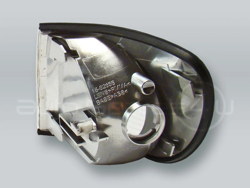 TYC Clear Corner Light Parking Lamp RIGHT fits 1995-1997 AUDI A6 - Image 2 of 2