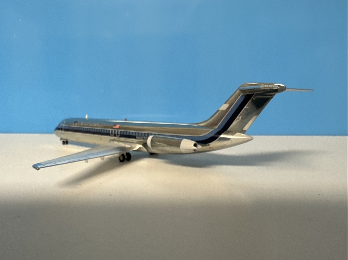 Eastern Airlines DC-9-30 N8923E Inflight 200 1/200 | eBay