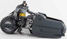 WHITE KNIGHT BATCYCLE DC MULTIVERSE TODD McFARLANE TOYS 7" ACTION FIGURE BNIB