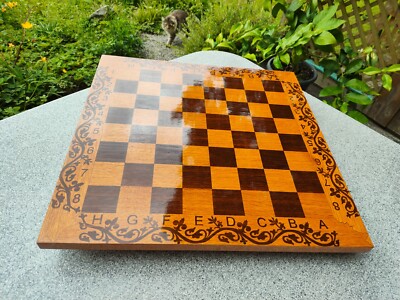 Großes Turnier-Schachbrett aus Edelholz in Handarbeit Hochglanz Schellackpolitur