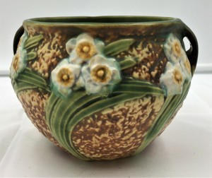 VINTAGE ROSEVILLE POTTERY JONQUIL VASE- CA: 1931- SPRING ...