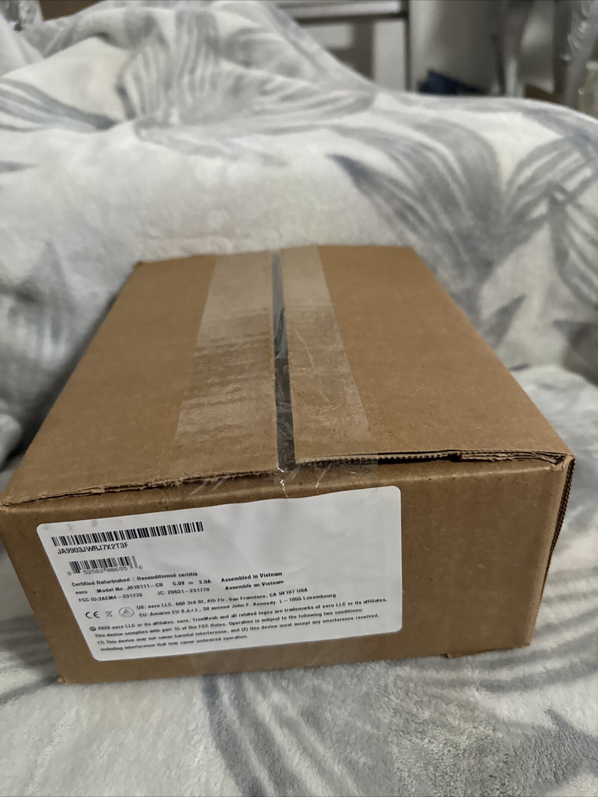 Amazon eero 6 mesh Wi-Fi router | 1.0 Gbps Ethernet | Coverage up to 1,500 sq.!