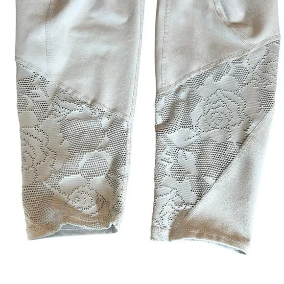 fabletics mid-rise mesh powerhold leggings