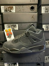 black cat jordan 4