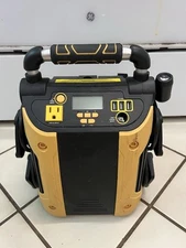 EverStart Maxx 600 Amp Peak Battery Jump Starter 500W AC Power 120 PSI Air