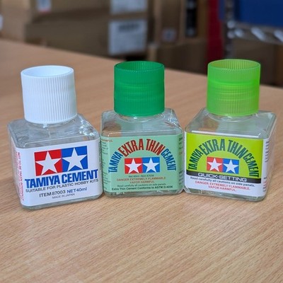 Tamiya Flüssigmodellzement Standard, extra dünn & schnell abbindend 40ml (3er Pack)