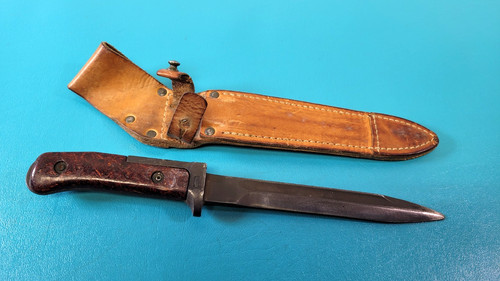 Original Czech VZ 58 Bayonet Knife +  1989 Dated Leather Scabbard TR1094