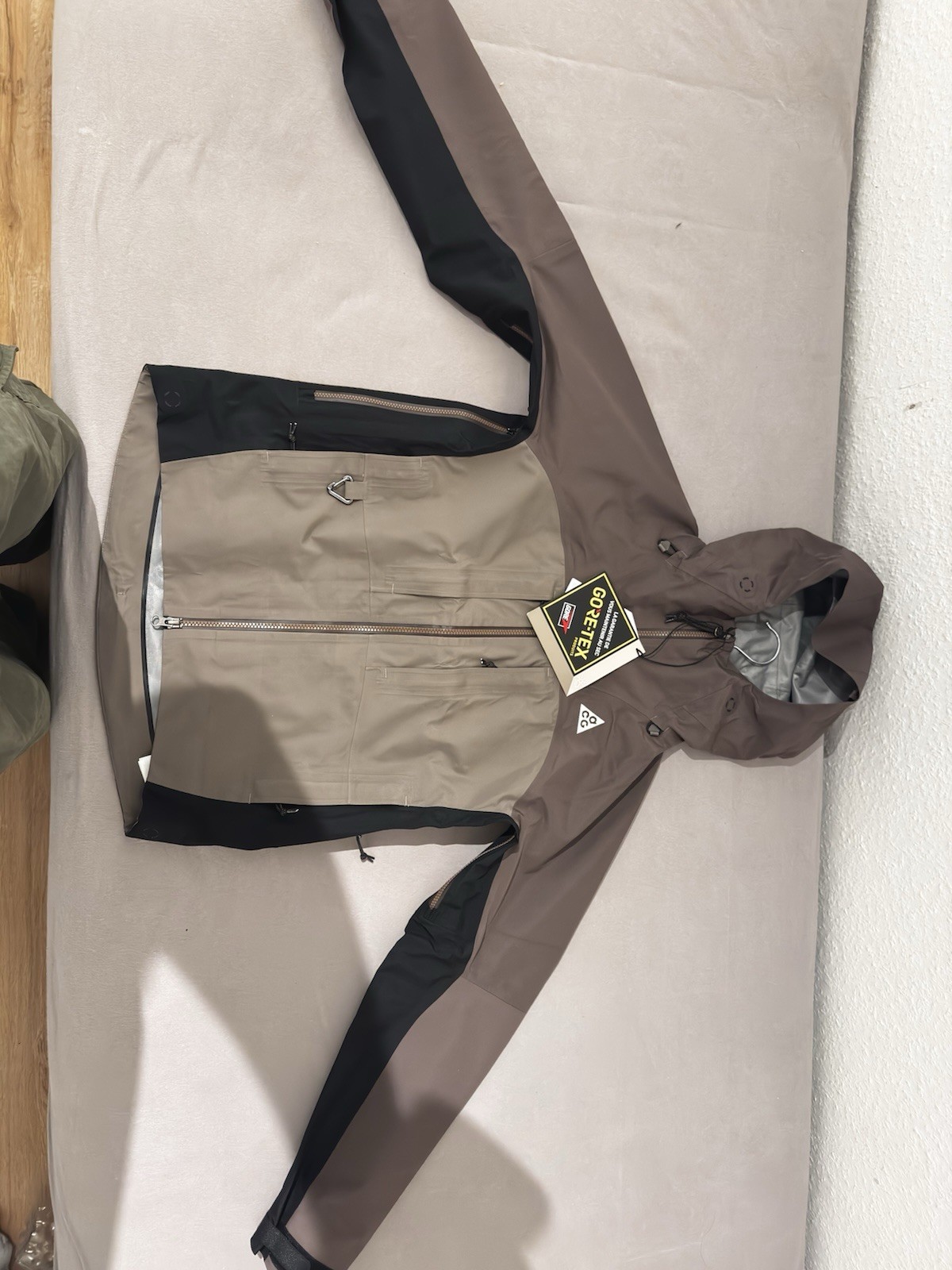 Nike ACG Storm-FIT ADV Gore-Tex Misery Ridge Jacket
