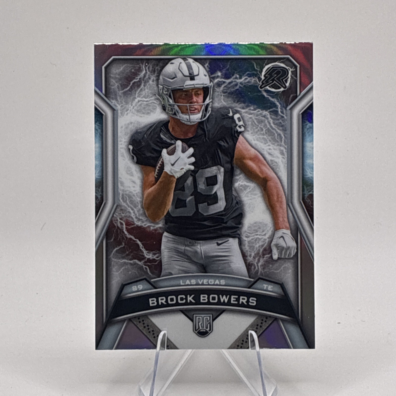 2024 Topps Resurgence - Rookies Brock Bowers #147 Prism Refractor (RC)