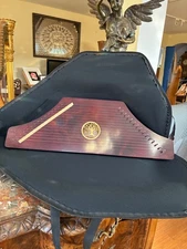 La Harp / Hognose Psaltery  /Made by Musicmakers / Showroom Model