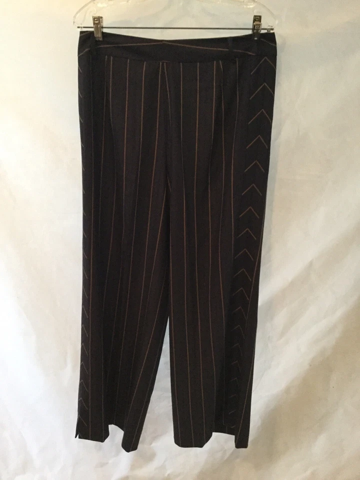 Pantalones Escada Mezcla Seda/Lana Pierna Ancha Rayas con Ribete en Contraste Talla 44 Foto 3 de 4