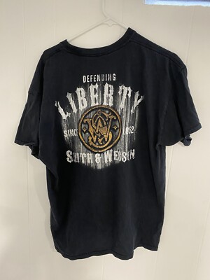 Smith & Wesson Defending Liberty Since 1852 Vintage T Shirt XL 