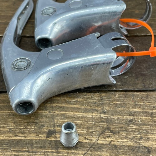 Vintage Shimano 600 BL-6208 Brake Lever Set Parts Drop Bar Non-Aero Drillium - Picture 9 of 14