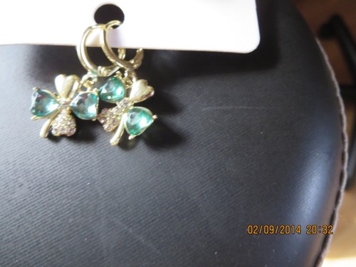 THREE SETS OF PIERCED SHAMROCK EARRINGS AND SHAMROCK PIN--#SP1-8 - Picture 11 of 24