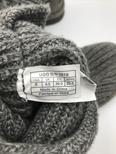 UGG Cardy Sweater Boots Youth 5 Chunky Button Classic Fold Over Gray - Picture 7 of 7