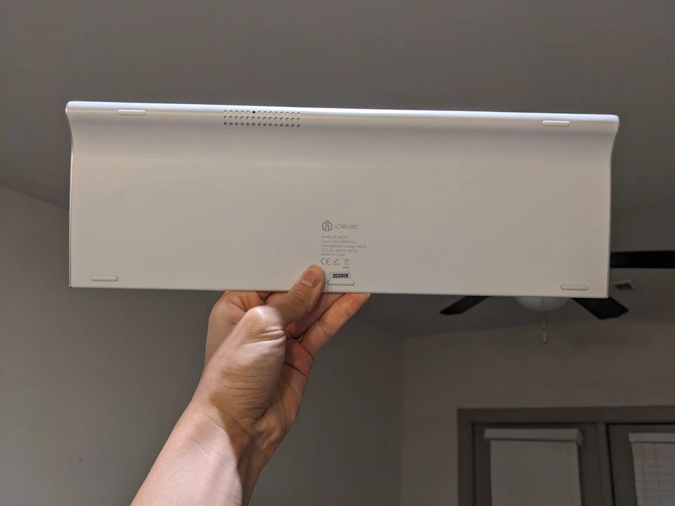 iClever BK10 Bluetooth Keyboard Multi Device Keyboard Rechargeable Bluetooth 5.1 - Image 3 of 4