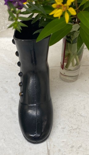 Cast aluminum Victorian granny boot planter/vase 5" black with gold buttons - Picture 9 of 9