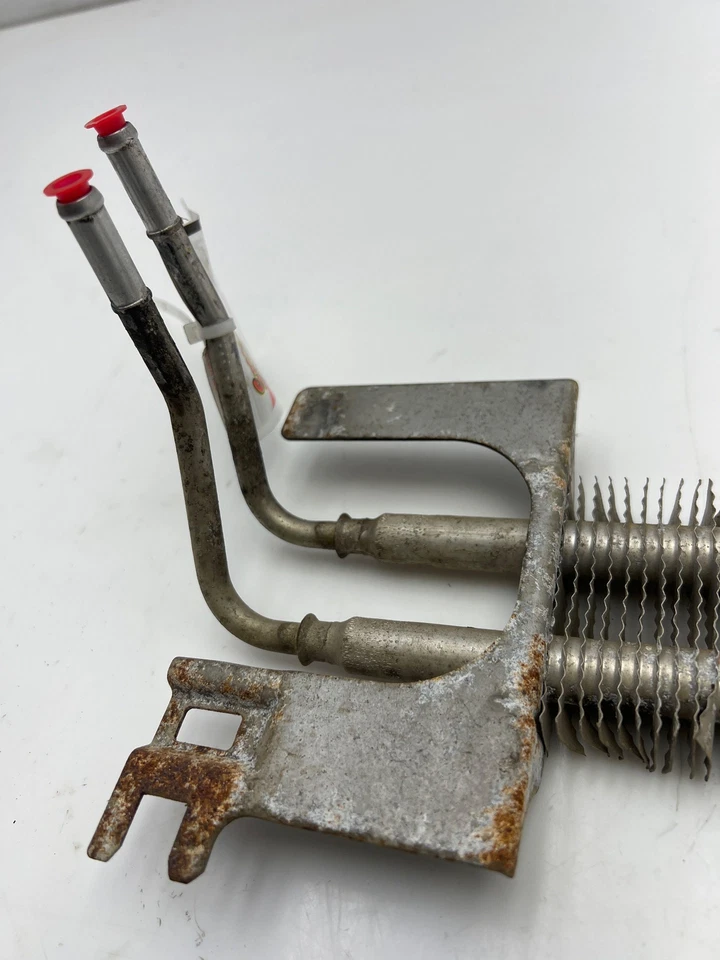 Масляный радиатор гидроусилителя руля Ford Crown Victoria Lincoln Towncar от оригинального производителя 8W1Z3D746A - Изображение 2 из 4