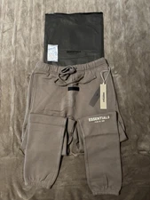 NEW Fear of God Essentials Desert Taupe Sweatpants Size XS 100% Authentic ✅