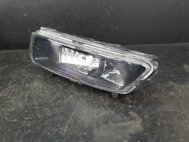 2012 Volkswagen Polo Left Fog Light - Image 2 of 4