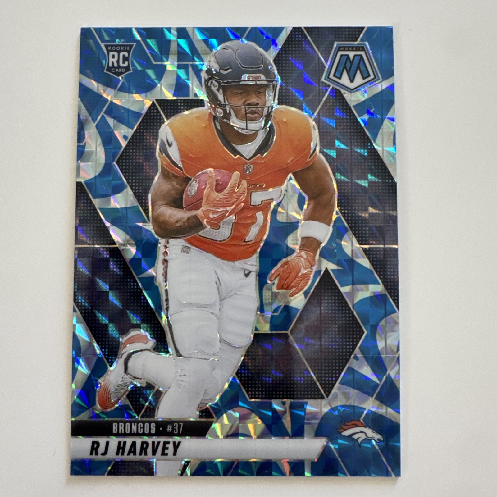 2025 Panini Mosaic RJ Harvey #375 Reactive Blue Mosaic Prizm (RC)