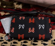 Disney Minnie Mouse Crossbody Wristlet Bag