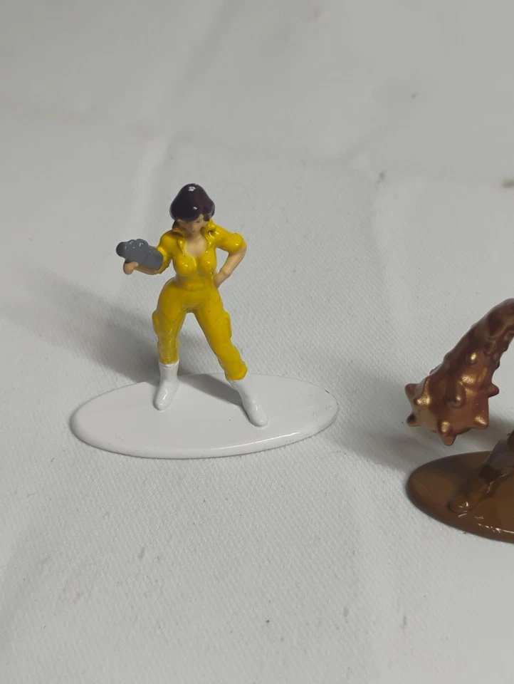 Lote de 6 juguetes Jada Marvel nano figuras de metal mini figuras metal fundido a presión araña suelta Foto 3 de 4